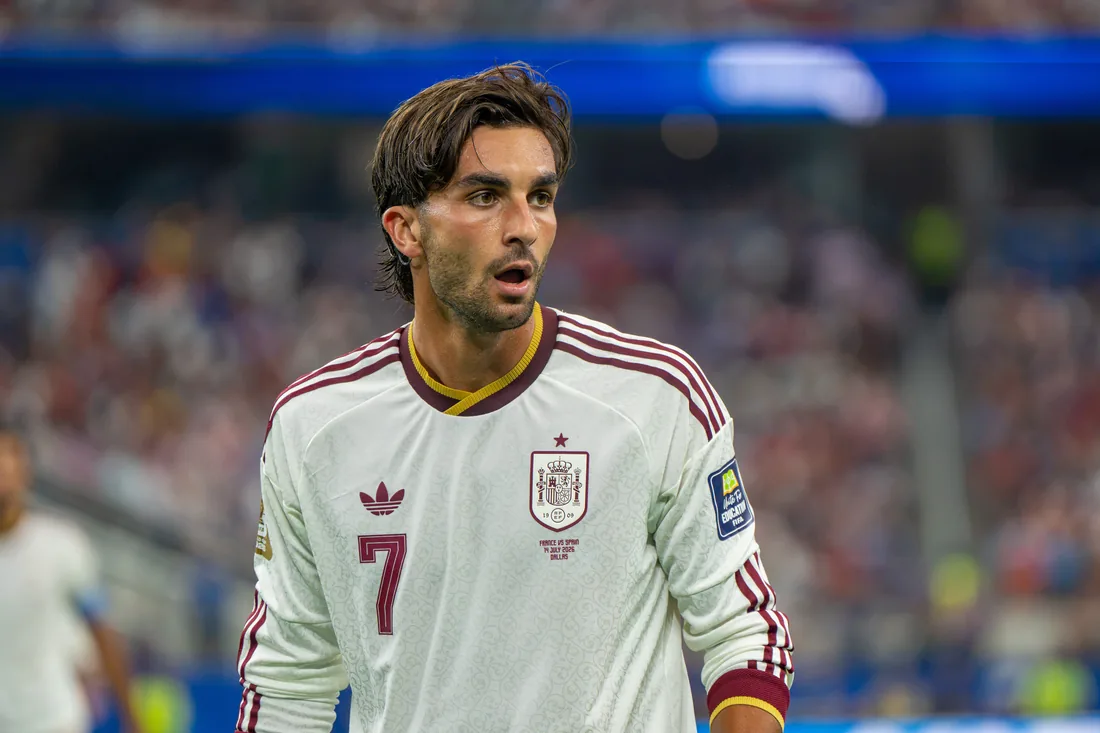 Ferran Torres se ausenta del entrenamiento del Barcelona ante su inminente salida al PSG