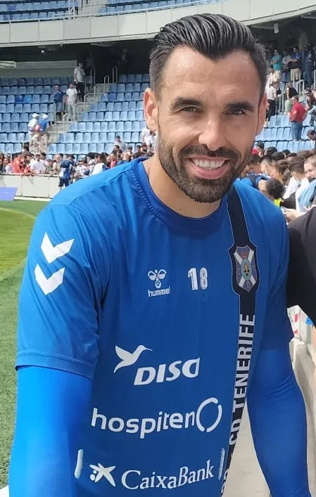 El liderazgo goleador de Enric Gallego sostiene la ambición del Tenerife en Segunda División