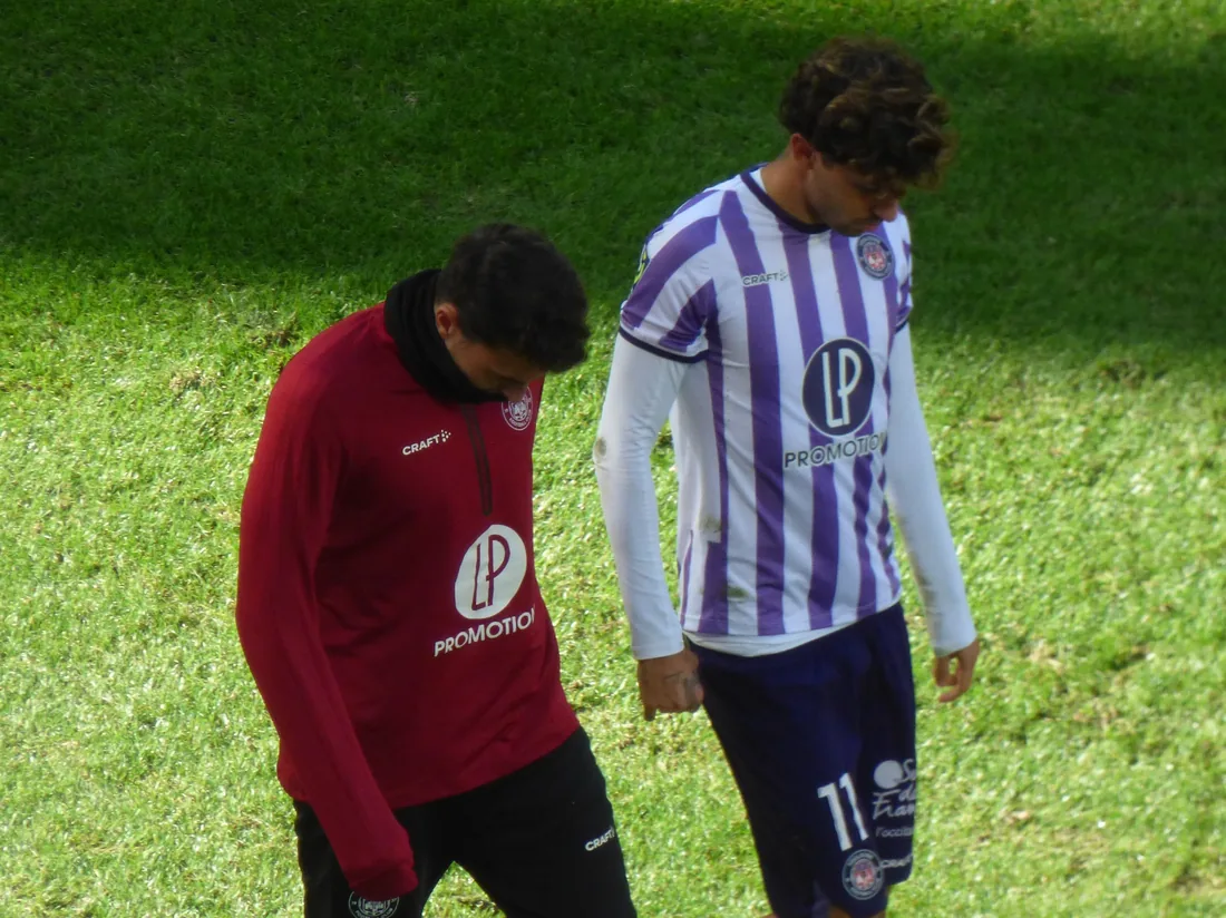 El futuro de César Gelabert se aleja del Sporting ante el interés de clubes extranjeros