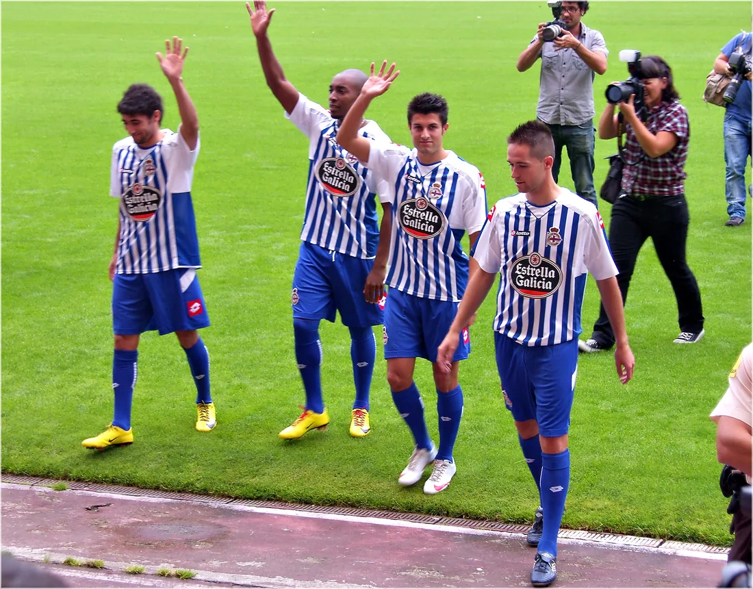 Valencia y Deportivo se miden en Riazor con la urgencia de reencontrarse con el gol
