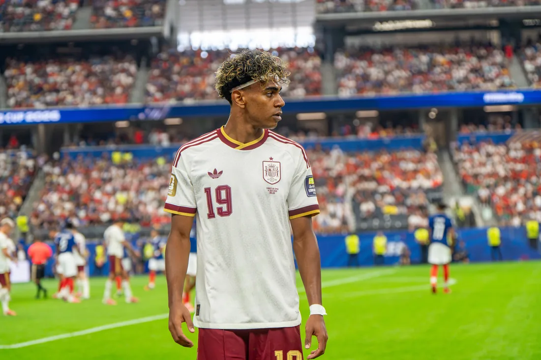 Lamine Yamal establece un registro histórico de precocidad goleadora en las grandes ligas europeas