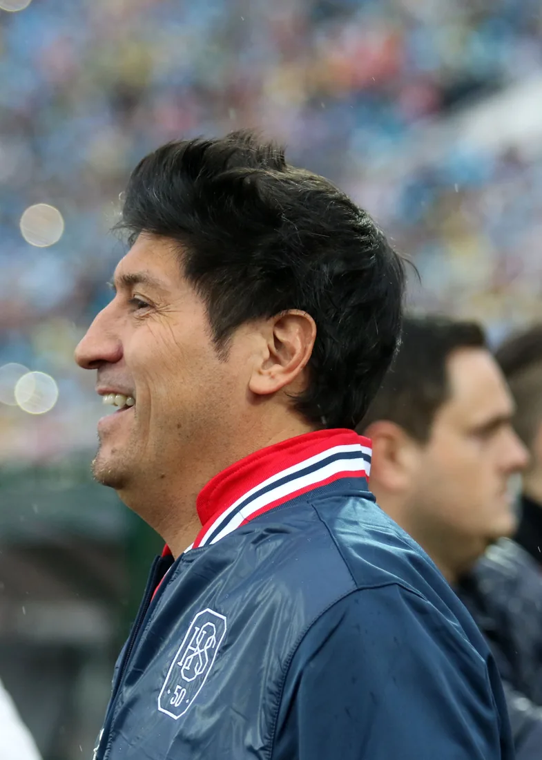 Iván Zamorano respalda el proyecto de José Mourinho y analiza la carencia ofensiva del Real Madrid