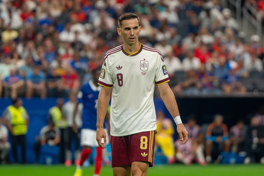 Fabián Ruiz consolida su estatus en la élite europea tras su rendimiento con el PSG