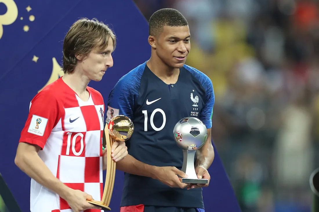 Mbappé afronta su asignatura pendiente en Cornellà-El Prat frente al Espanyol