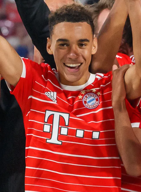 El Bayern de Múnich gestiona la baja de Jamal Musiala tras su diagnóstico neurológico
