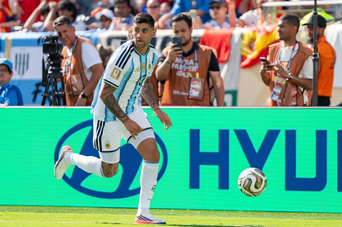 El Atlético de Madrid cierra el fichaje de Cristian Romero por 33 millones de euros