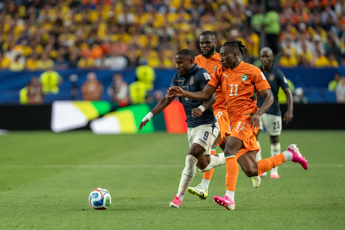 Yan Diomande aporta solidez defensiva en su estreno con el Real Madrid