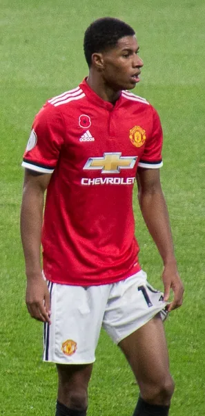 El Manchester United integra a Marcus Rashford en la planificación de la Premier League con el dorsal 14