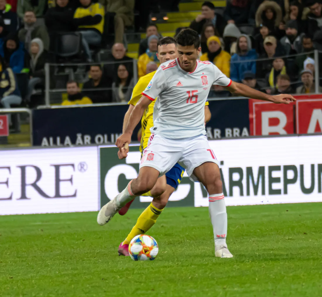 Rodri Hernández reconoce el interés del FC Barcelona antes de consolidarse en el Manchester City
