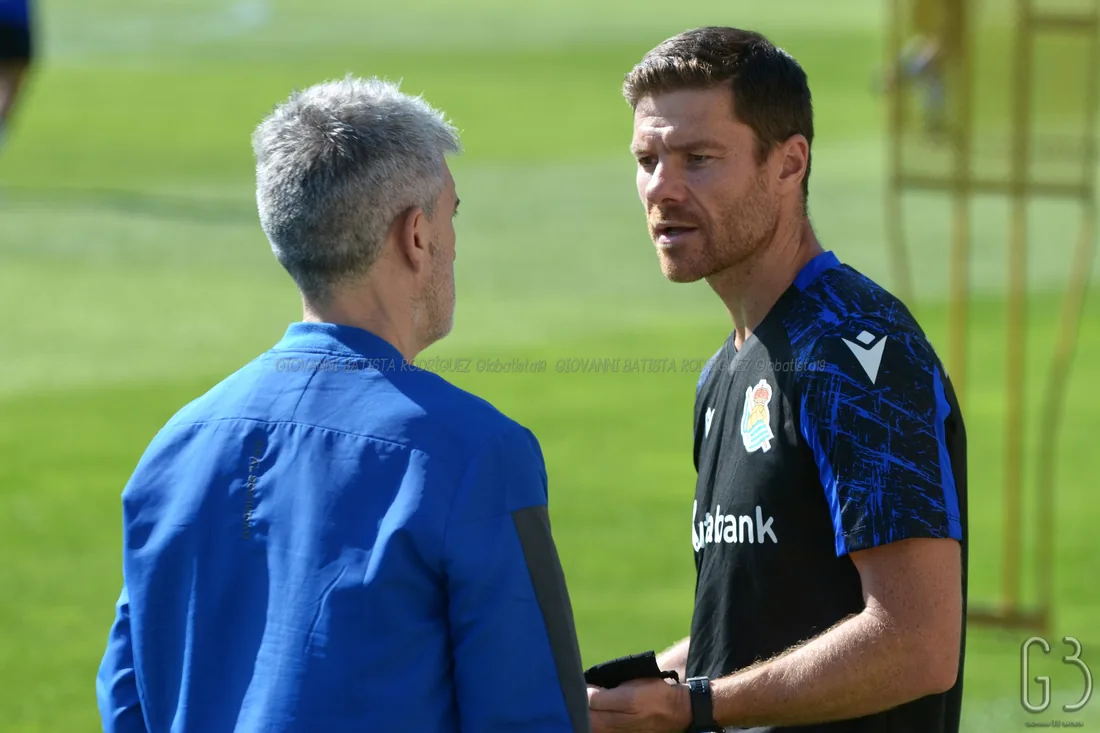 El Chelsea de Xabi Alonso frena su inercia con un empate ante el Johor en Malasia