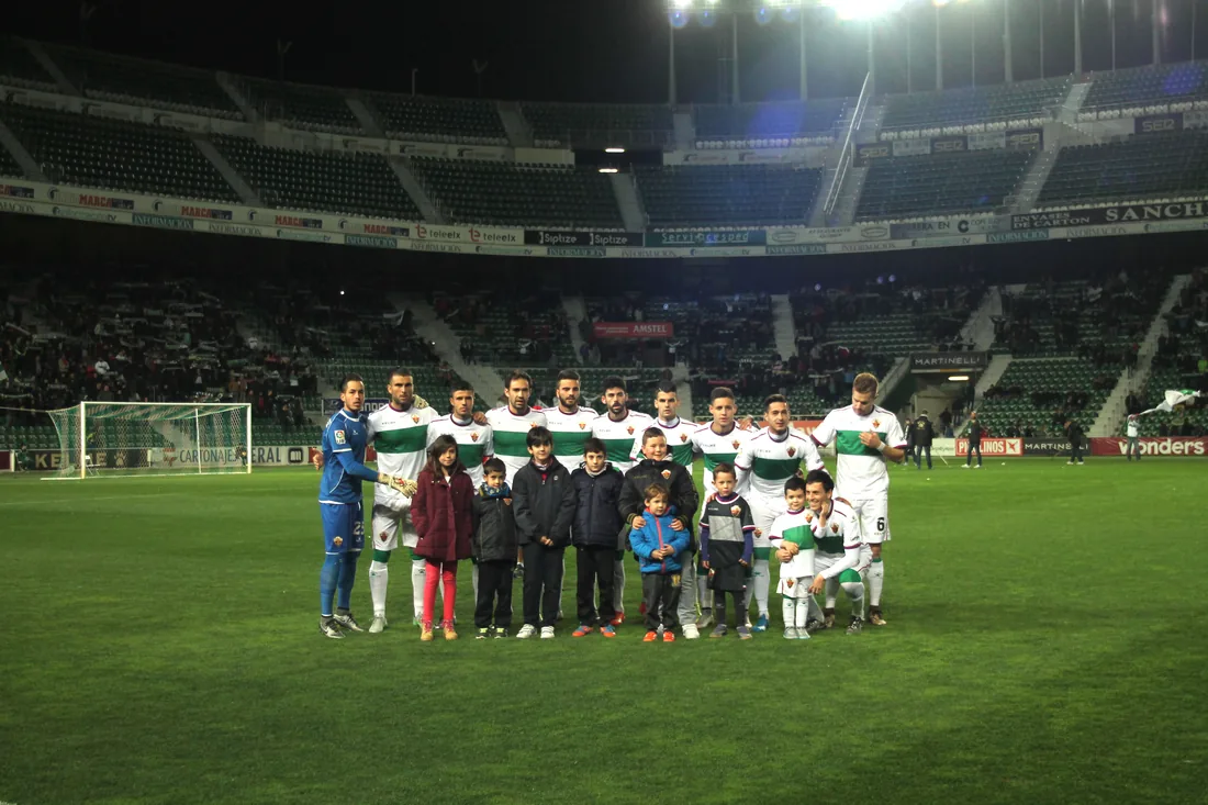 El Elche supera las ausencias de Gayá, Foulquier y Rioja para sumar tres puntos clave