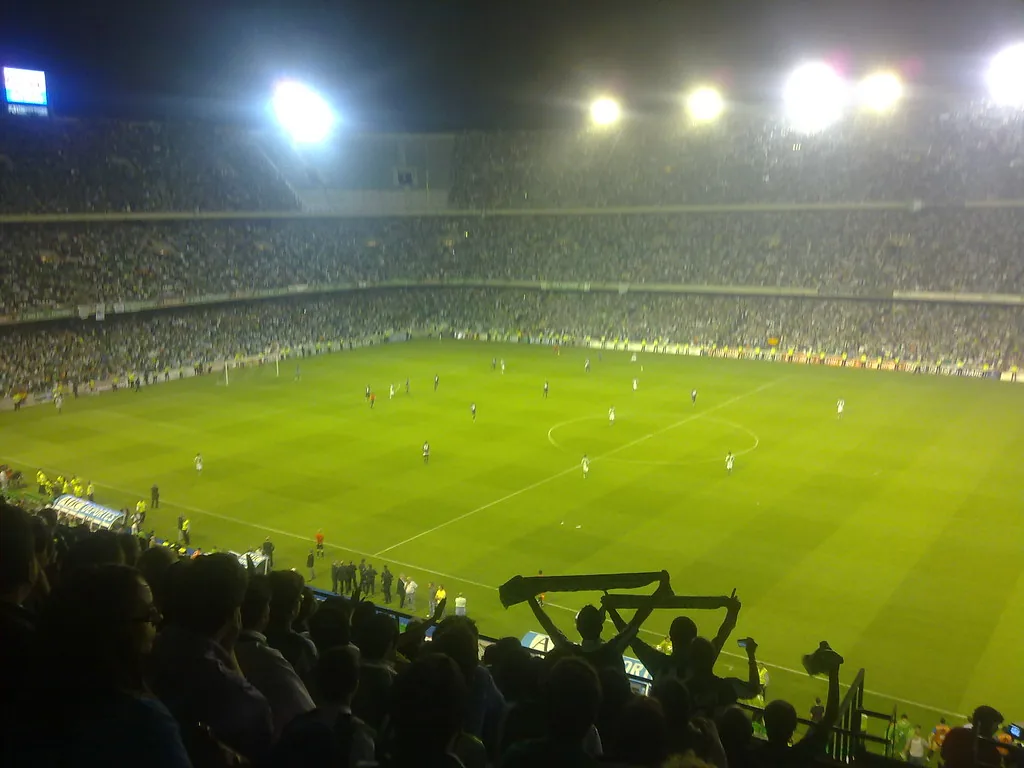 El Real Betis se asienta en la zona noble tras frenar al líder